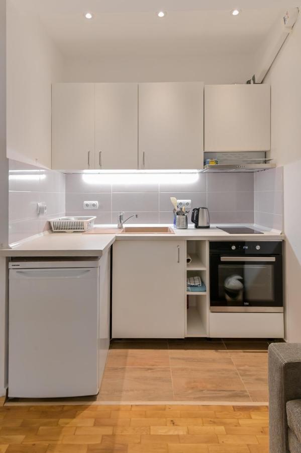 Bright Apartment In The Heart Of The City By Flat Mаnager Sofia Exterior foto