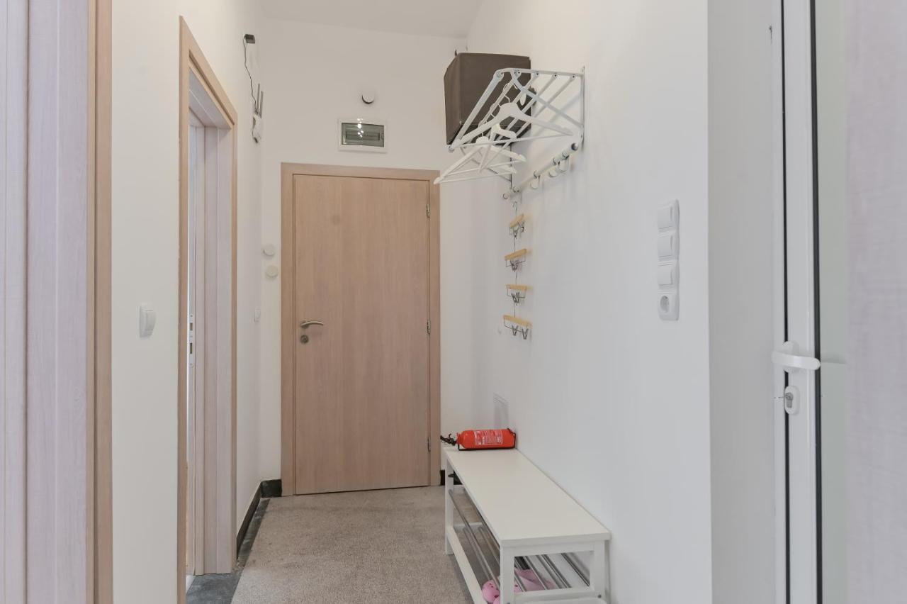 Bright Apartment In The Heart Of The City By Flat Mаnager Sofia Exterior foto